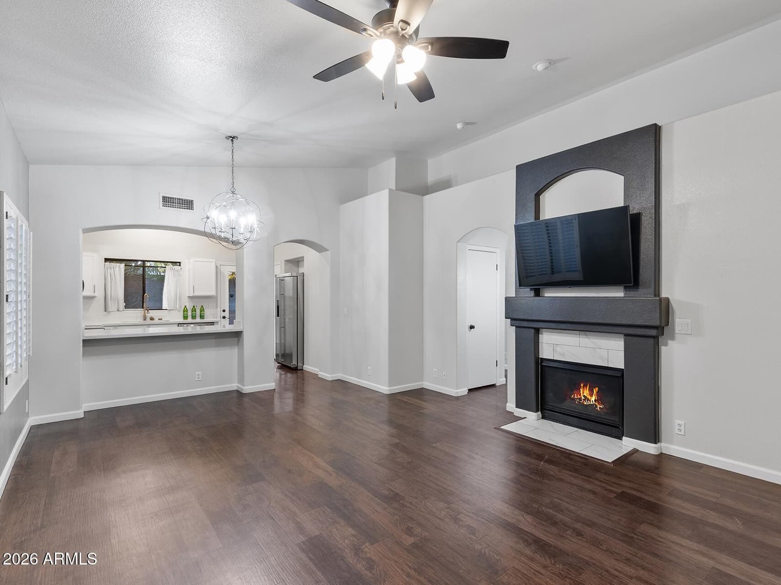 8814 W Shaw Butte Drive, Peoria, AZ 85345 — photo 2 of 45