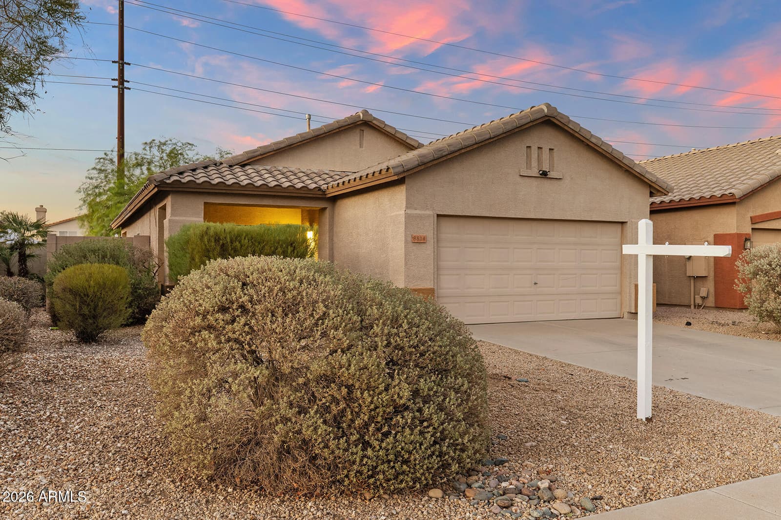 8814 W Shaw Butte Drive, Peoria, AZ 85345 — photo 6 of 45