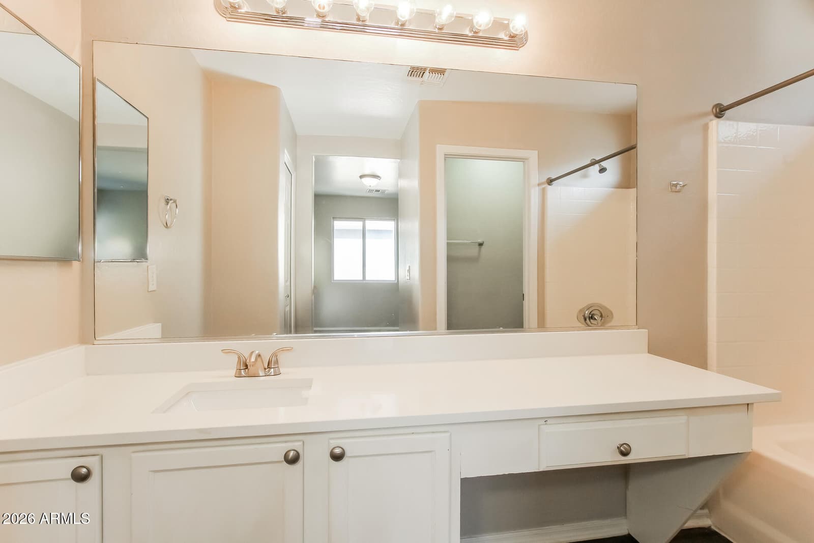 6635 W Fillmore Street, Phoenix, AZ 85043 — photo 10 of 22