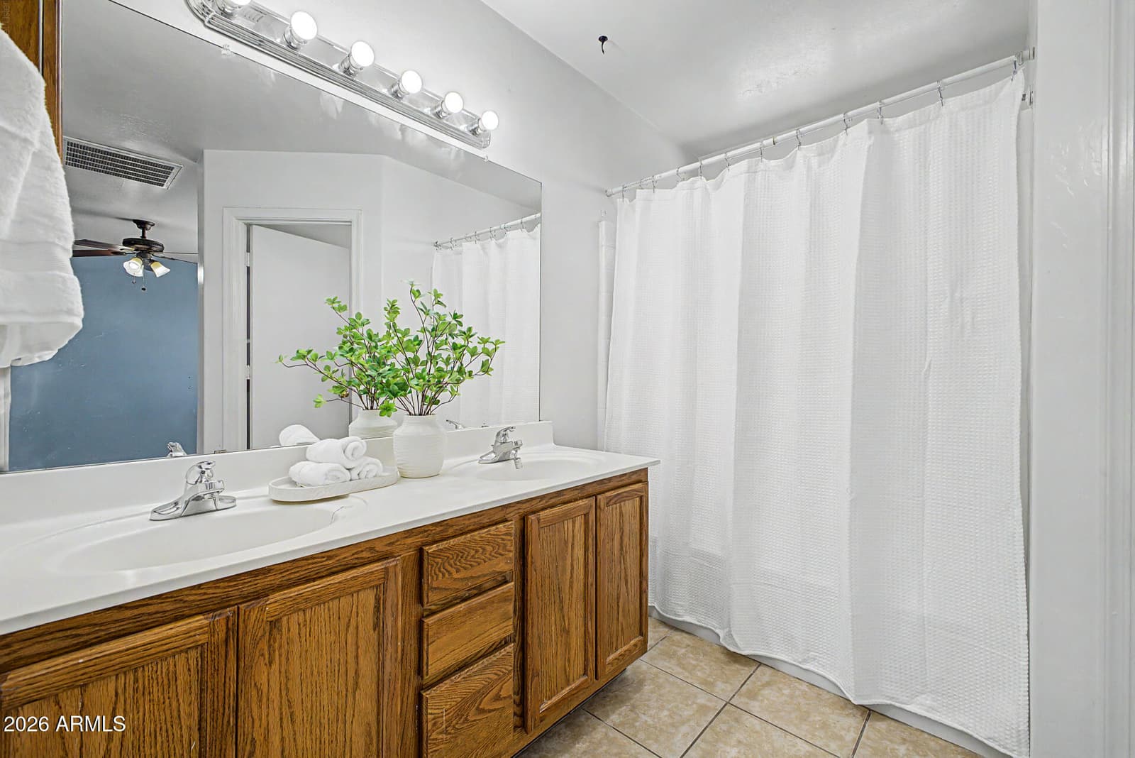 634 E Dekalb Lane, Phoenix, AZ 85040 — photo 17 of 30