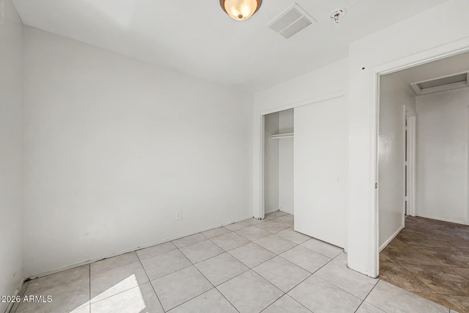 634 E Dekalb Lane, Phoenix, AZ 85040 — photo 22 of 30