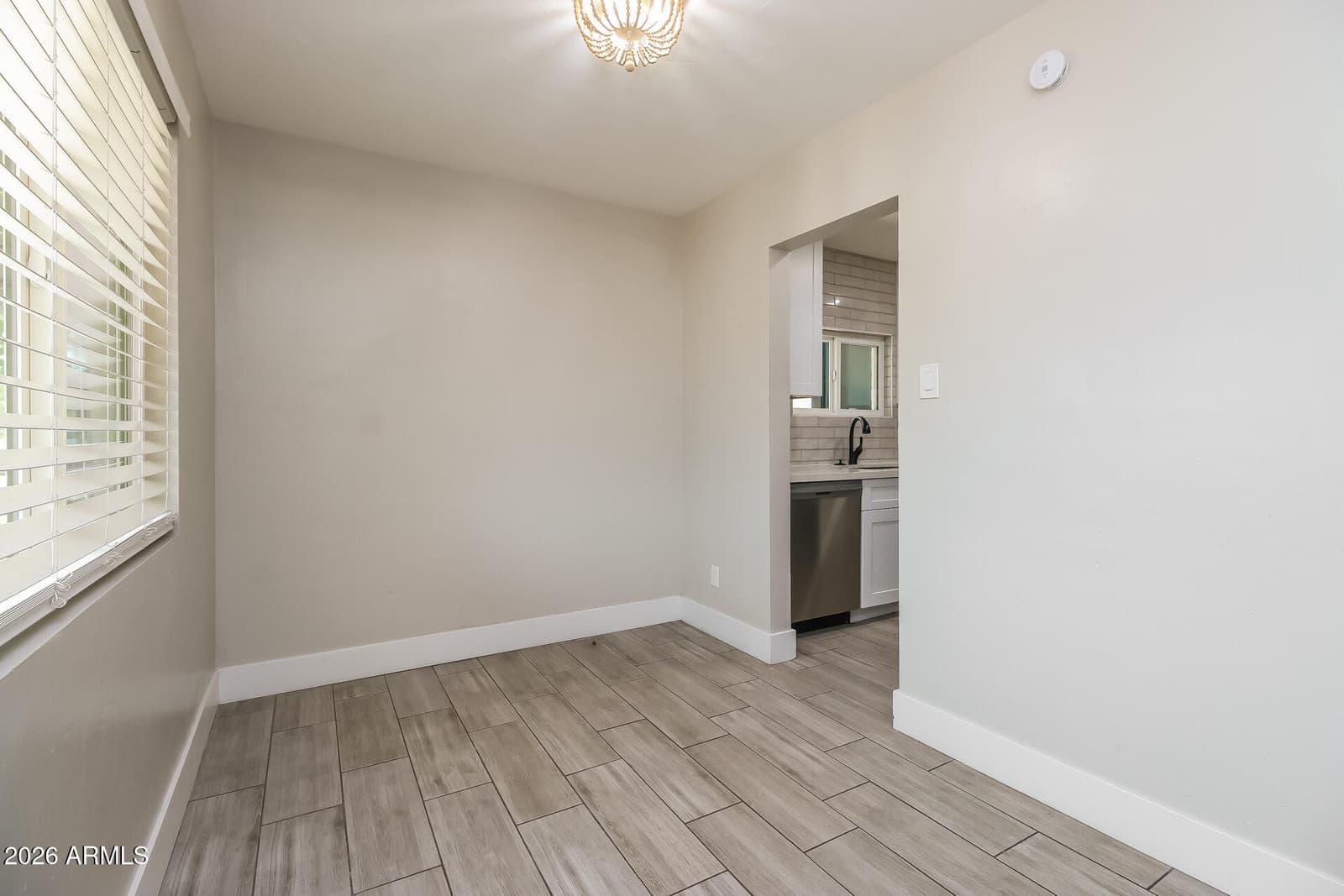 727 W Flint Street, Chandler, AZ 85225 — photo 4 of 21