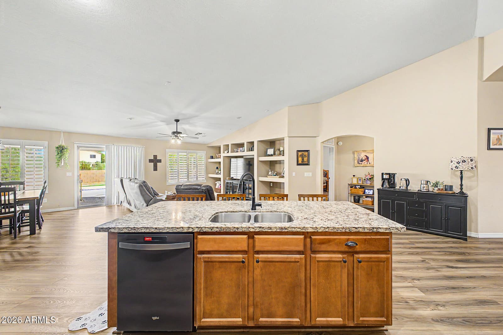 3672 N Crane Place, Casa Grande, AZ 85122 — photo 10 of 34