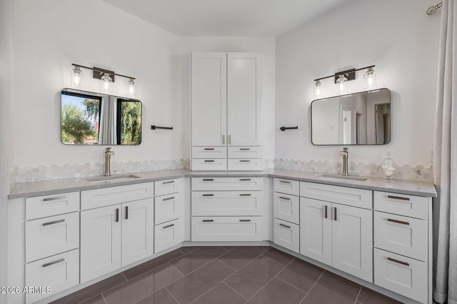 8749 E San Felipe Drive, Scottsdale, AZ 85258 — photo 19 of 33