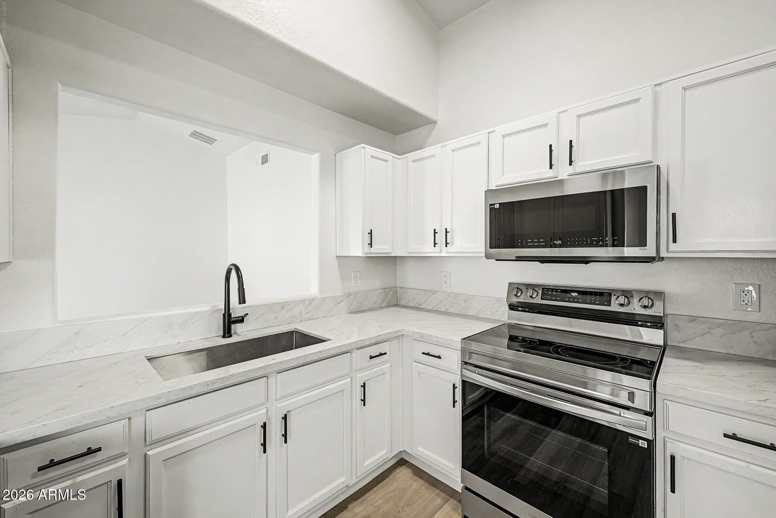 6503 W Florence Avenue, Phoenix, AZ 85043 — photo 1 of 45