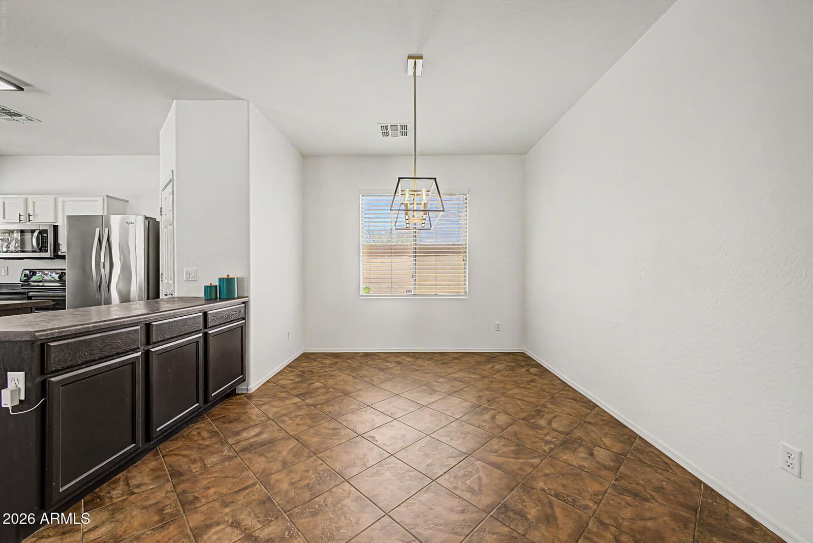 3523 S 81st Glen, Phoenix, AZ 85043 — photo 8 of 32