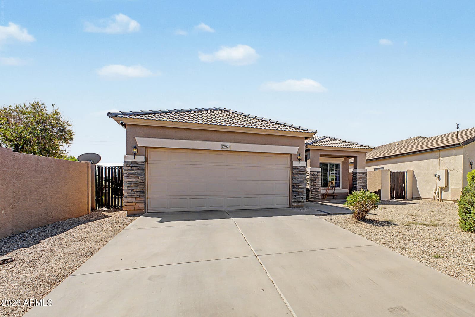 27928 N Quartz Drive, San Tan Valley, AZ 85143 — photo 2 of 22