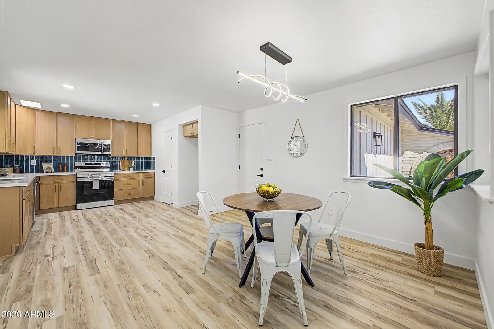 5617 W Cochise Drive, Glendale, AZ 85302 — photo 14 of 36