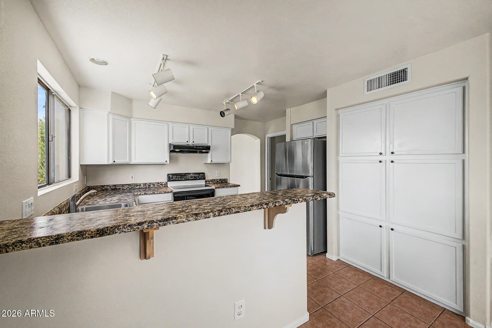 3706 W Tonopah Drive, Glendale, AZ 85308 — photo 15 of 44