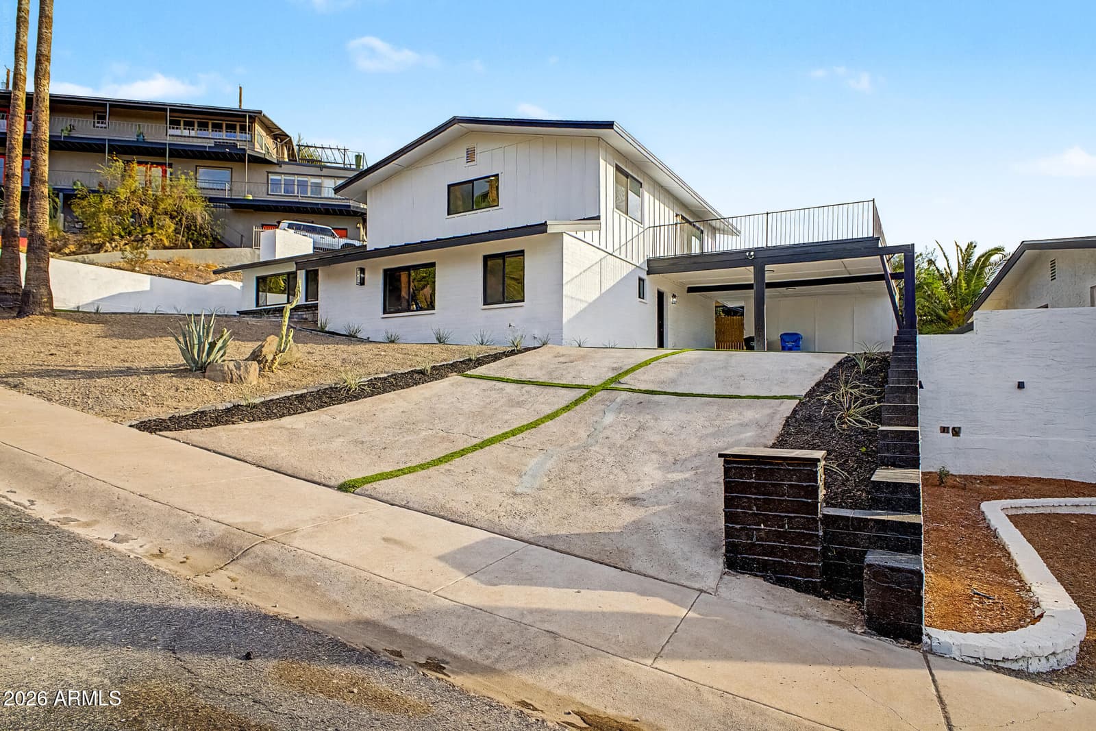 1315 E Echo Lane, Phoenix, AZ 85020 — photo 9 of 93