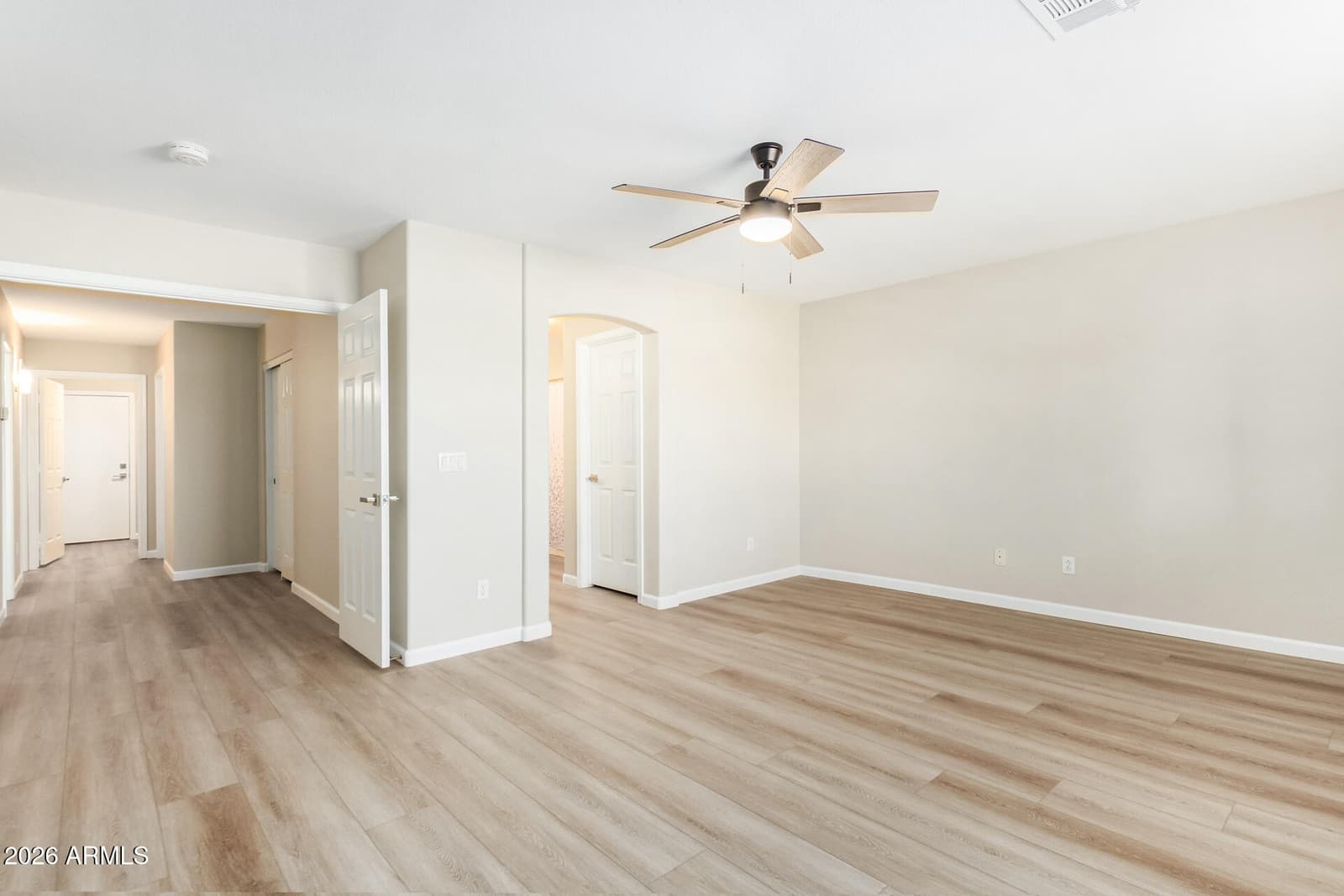 15938 W Post Drive, Surprise, AZ 85374 — photo 6 of 30