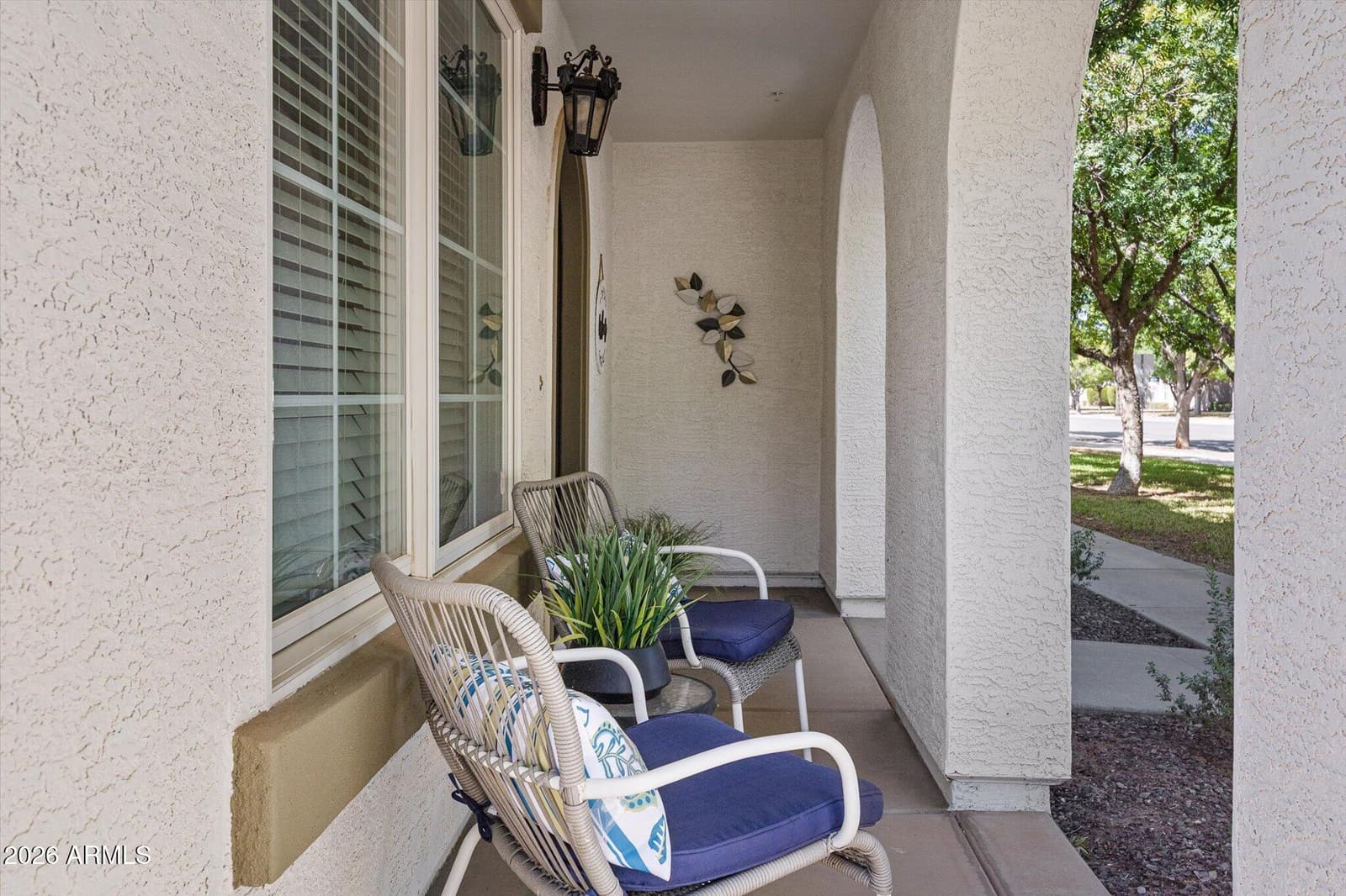905 S Osborn Lane, Gilbert, AZ 85296 — photo 3 of 62