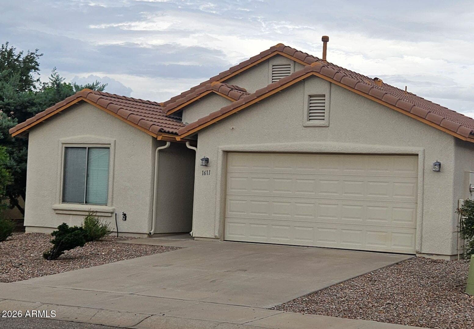 1611 Ironmaster Street, Sierra Vista, AZ 85635 — photo 3 of 30