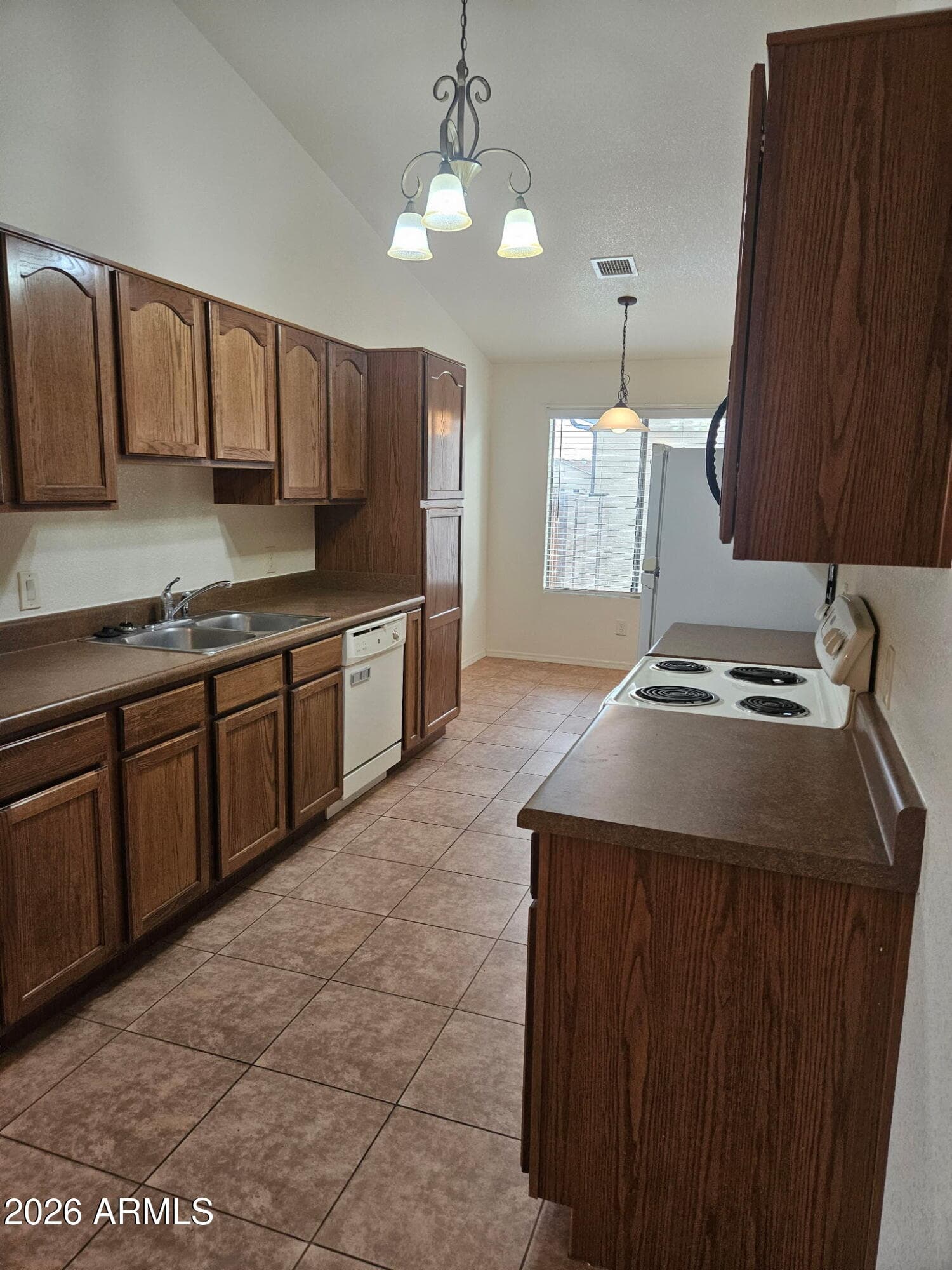 1611 Ironmaster Street, Sierra Vista, AZ 85635 — photo 12 of 30