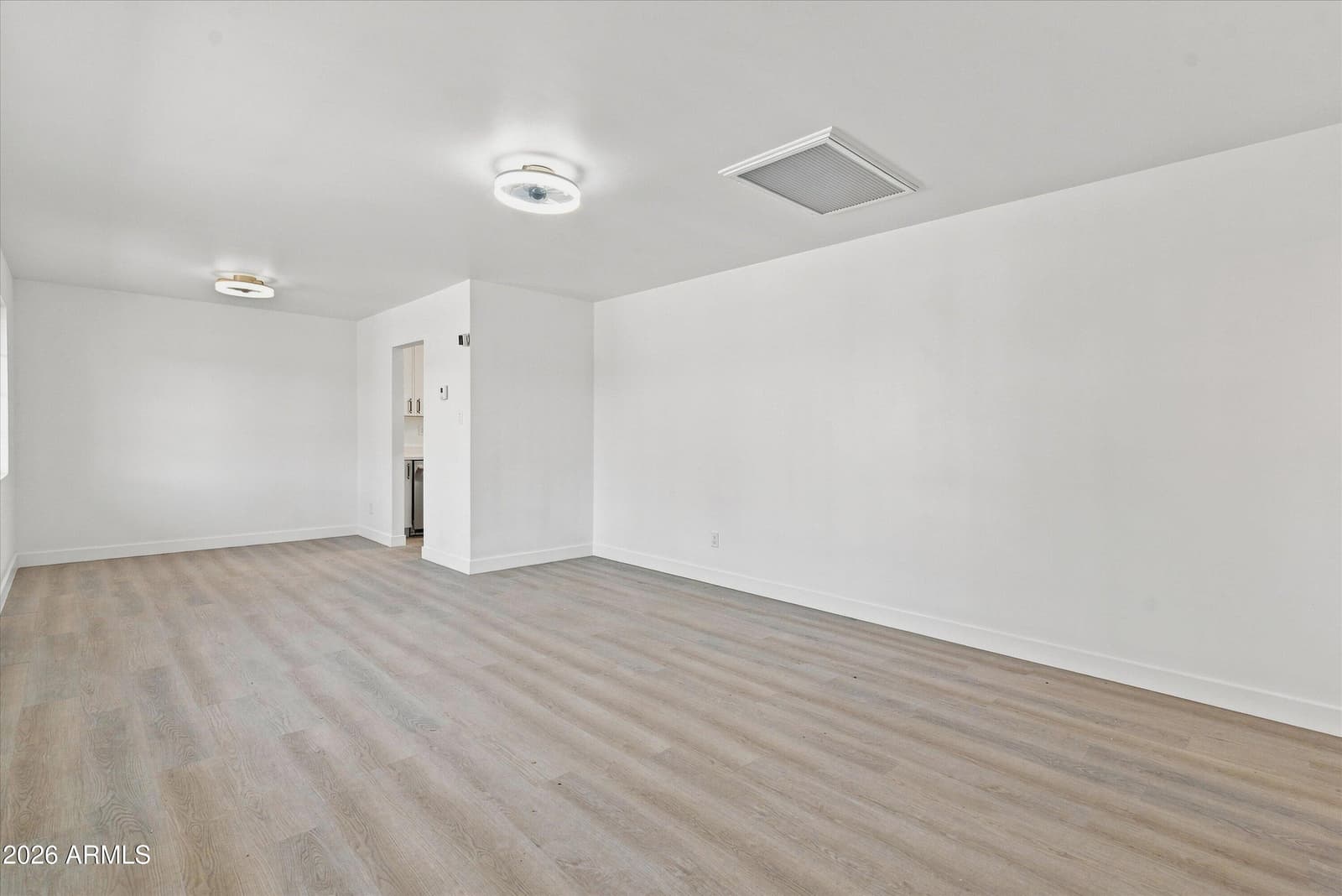 717 W Georgia Avenue, Phoenix, AZ 85013 — photo 11 of 25