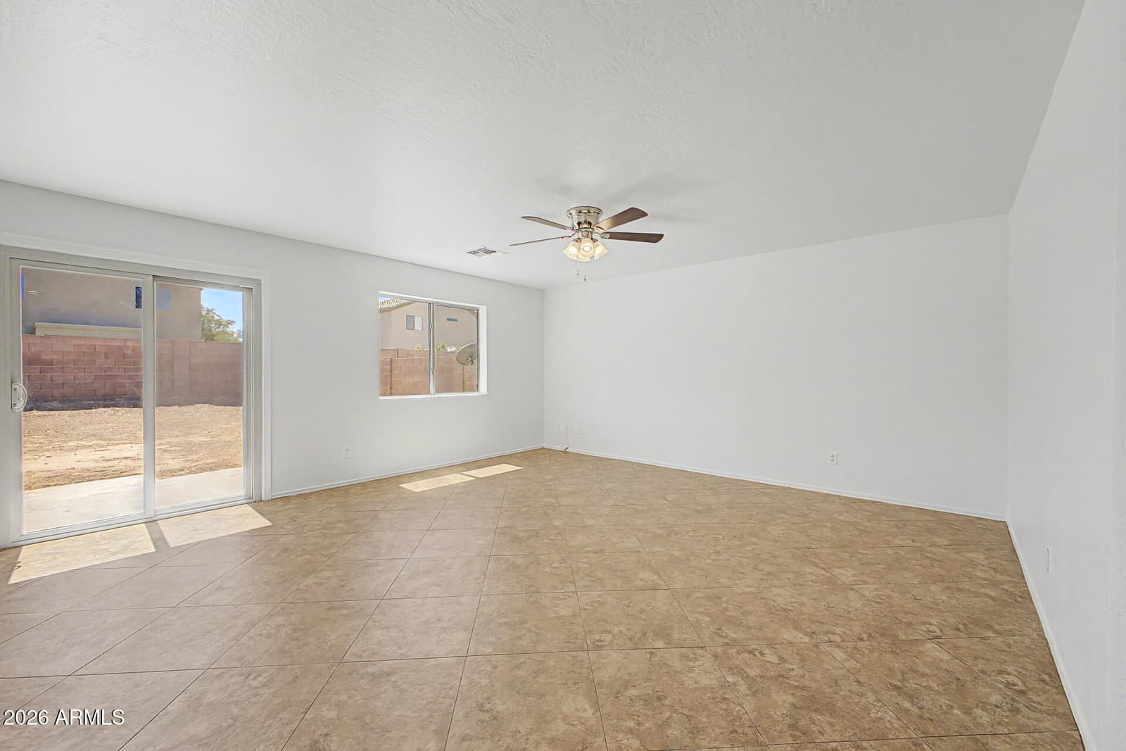 2297 W Silver Creek Lane, San Tan Valley, AZ 85144 — photo 9 of 40