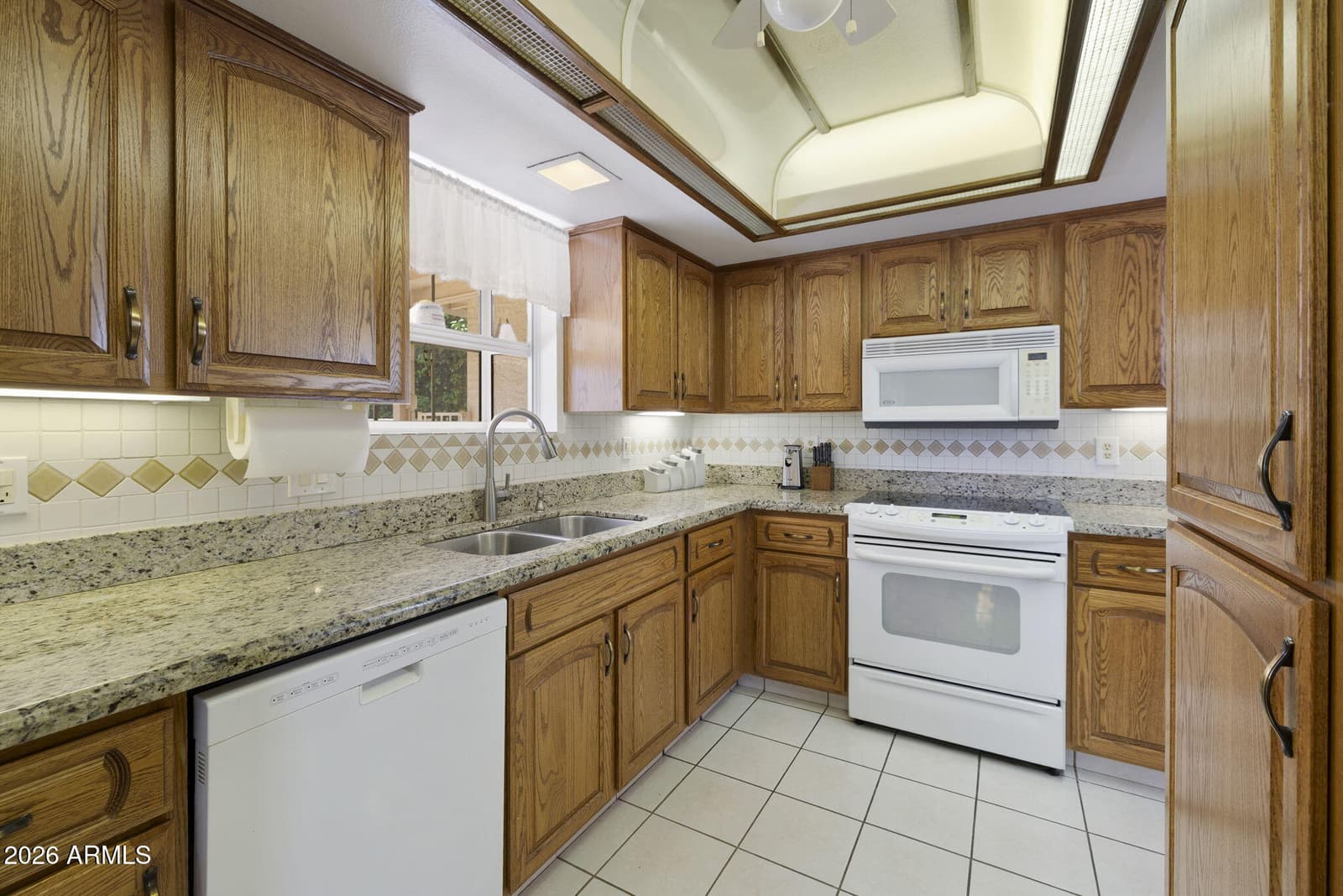 25829 S Howard Drive, Sun Lakes, AZ 85248 — photo 11 of 67