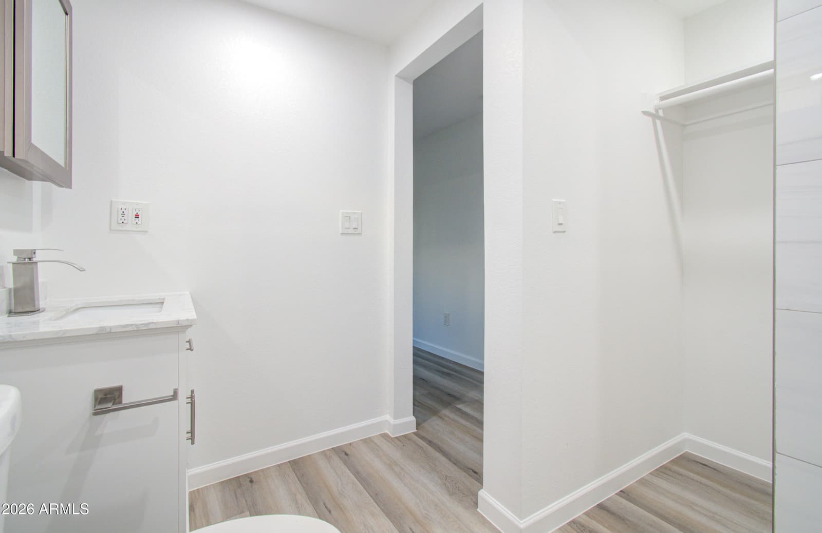2030 W Monte Vista Road, Phoenix, AZ 85009 — photo 15 of 43