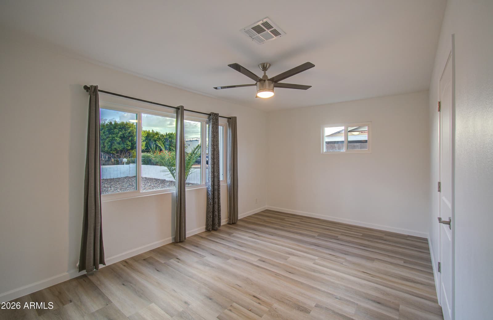 2030 W Monte Vista Road, Phoenix, AZ 85009 — photo 23 of 43