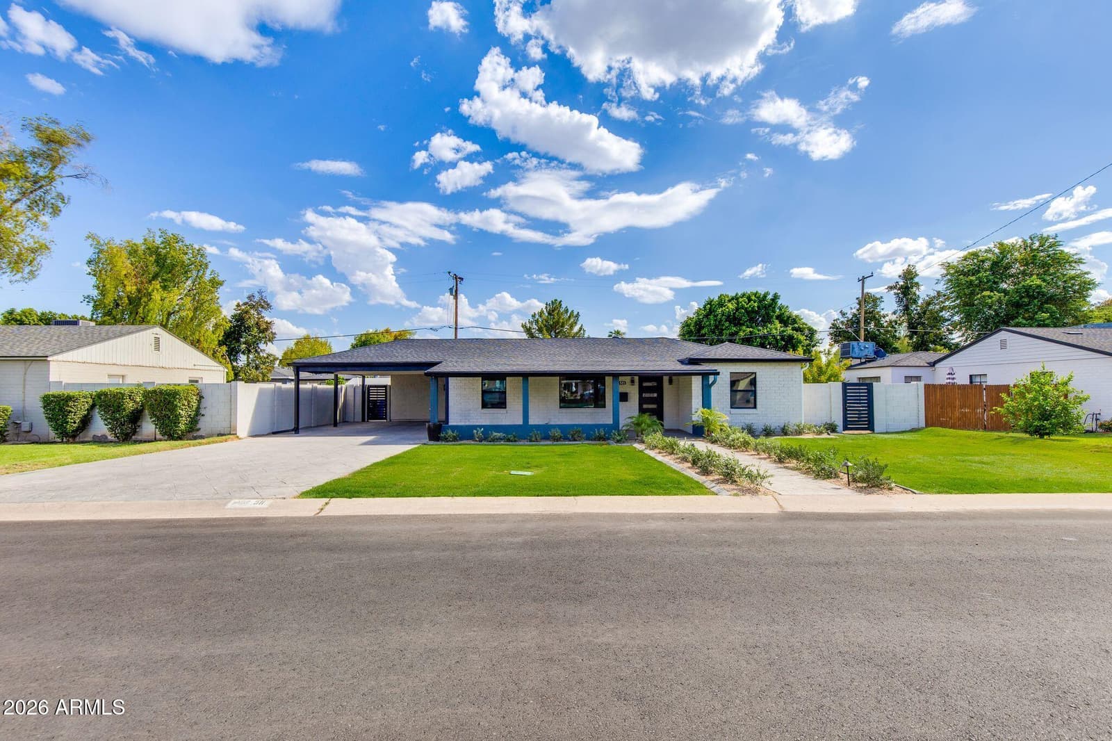 511 E Oregon Avenue, Phoenix, AZ 85012 — photo 1 of 21