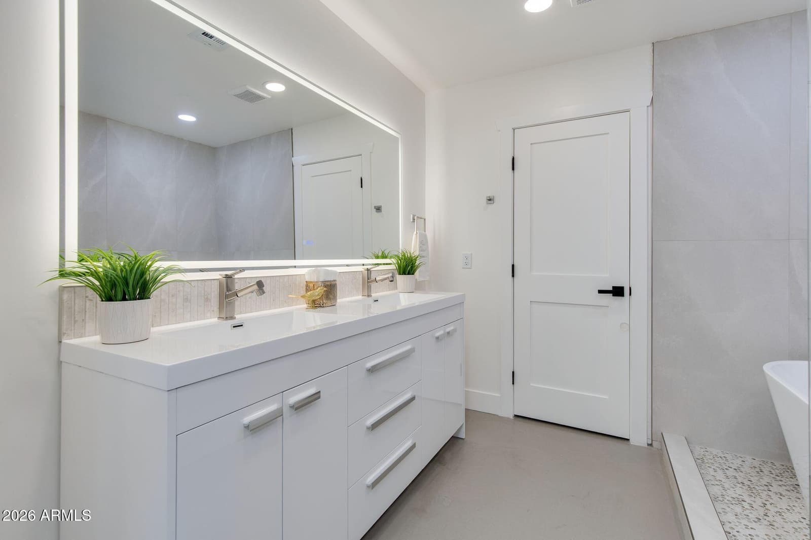 511 E Oregon Avenue, Phoenix, AZ 85012 — photo 9 of 21