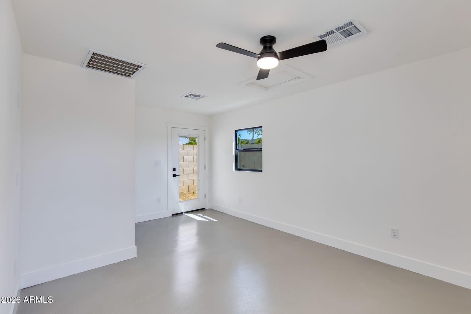 511 E Oregon Avenue, Phoenix, AZ 85012 — photo 16 of 21