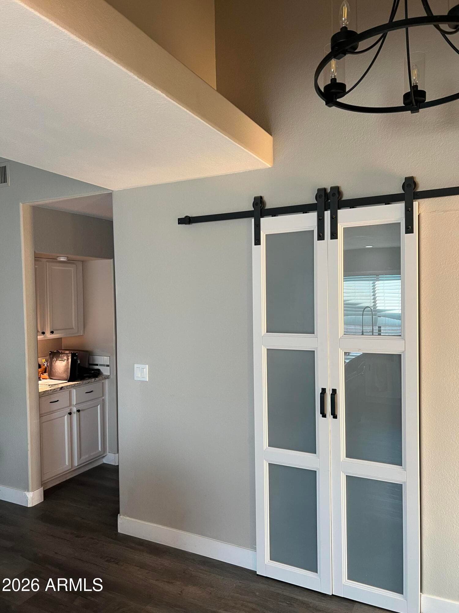 1532 E Morelos Street <Neat>, Chandler, AZ 85225 — photo 5 of 8