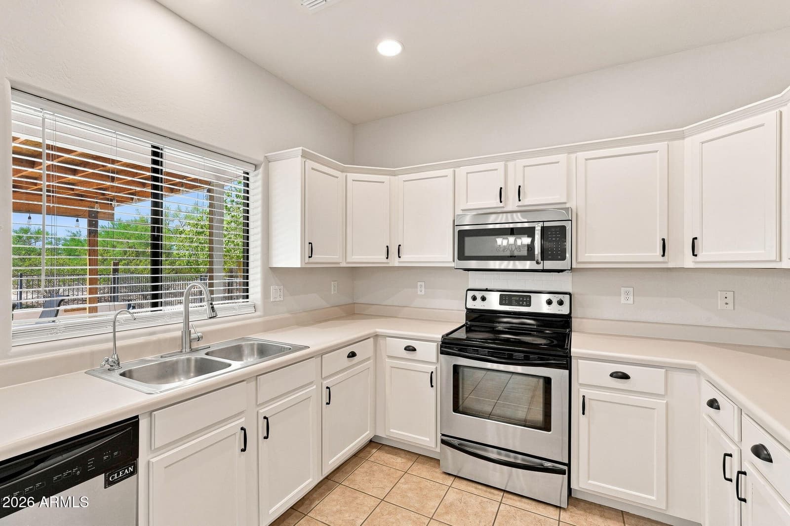 23043 E Sunny Lane, Florence, AZ 85132 — photo 4 of 29