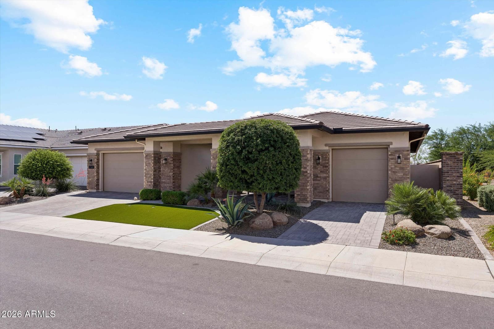 17467 W Guthrie Street, Surprise, AZ 85388 — photo 2 of 61