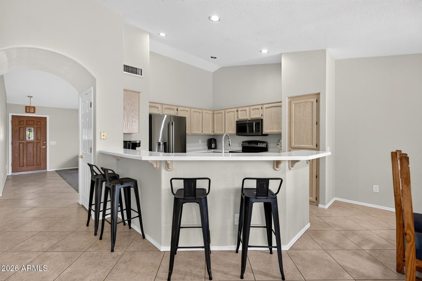 10209 E Coopers Hawk Drive, Sun Lakes, AZ 85248 — photo 10 of 44