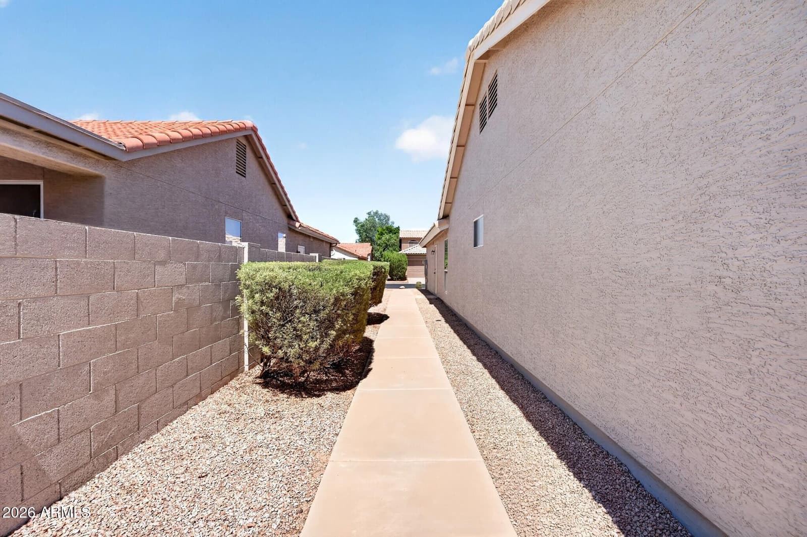 10209 E Coopers Hawk Drive, Sun Lakes, AZ 85248 — photo 39 of 44