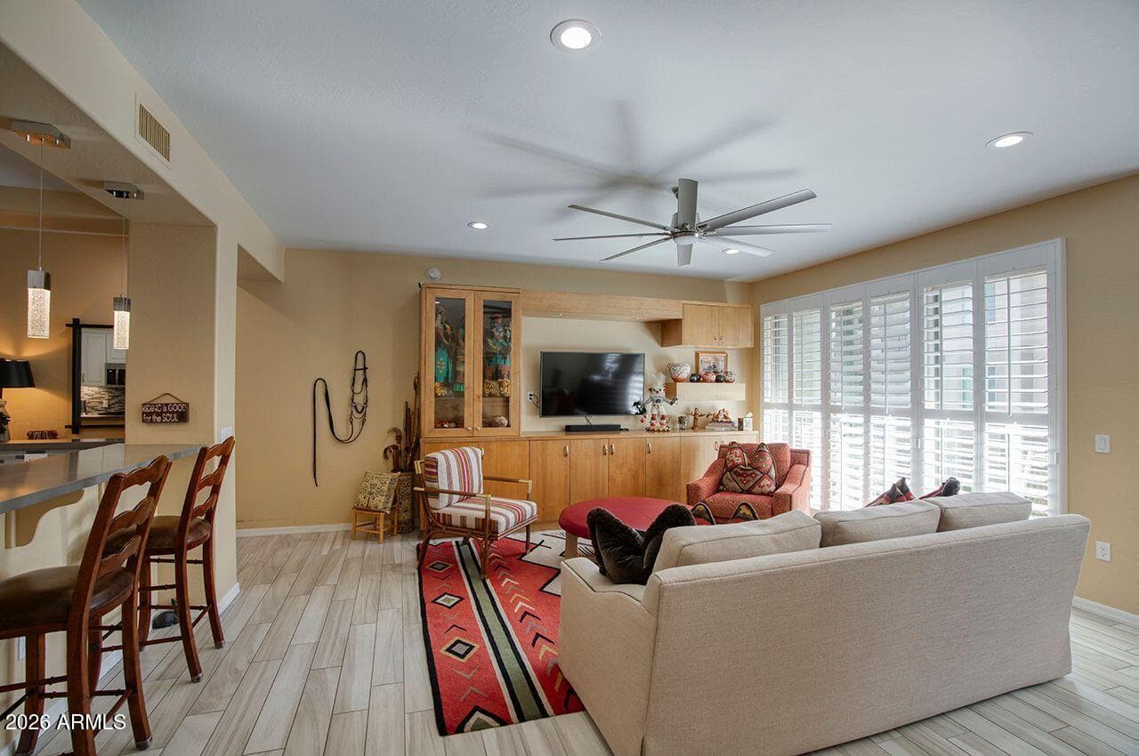 17850 N 68th Street 2057, Phoenix, AZ 85054 — photo 5 of 25
