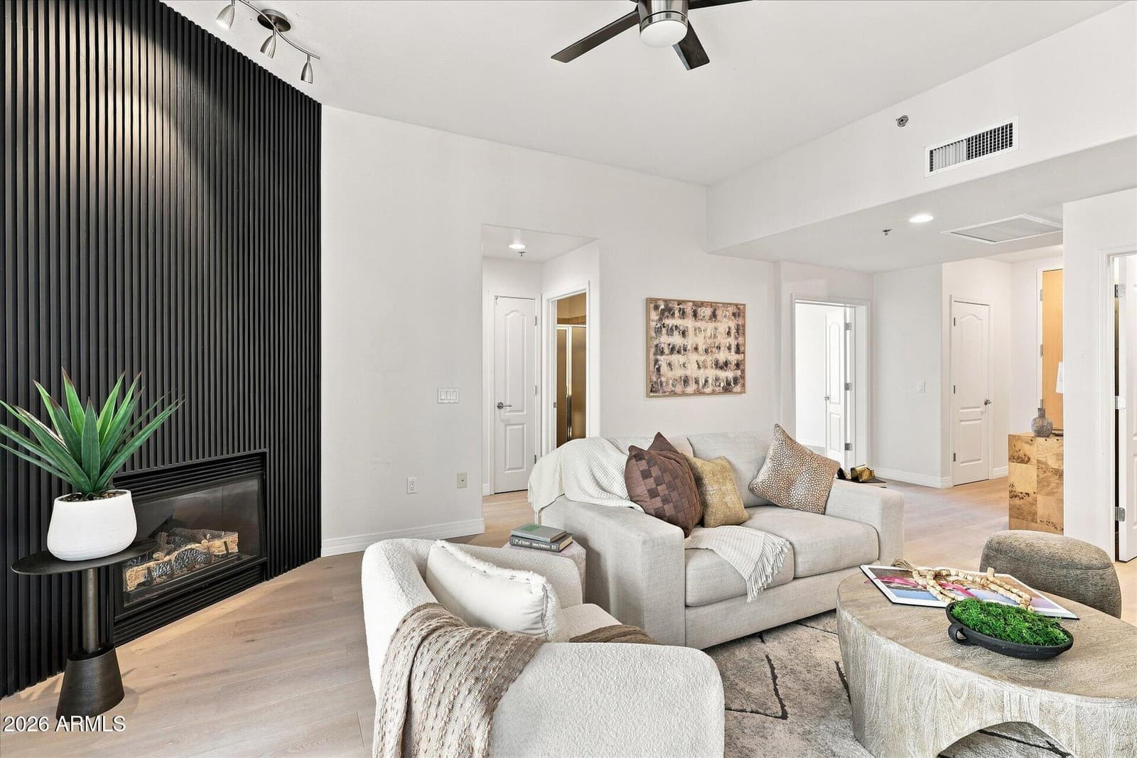 2302 N Central Avenue 313, Phoenix, AZ 85004 — photo 4 of 51