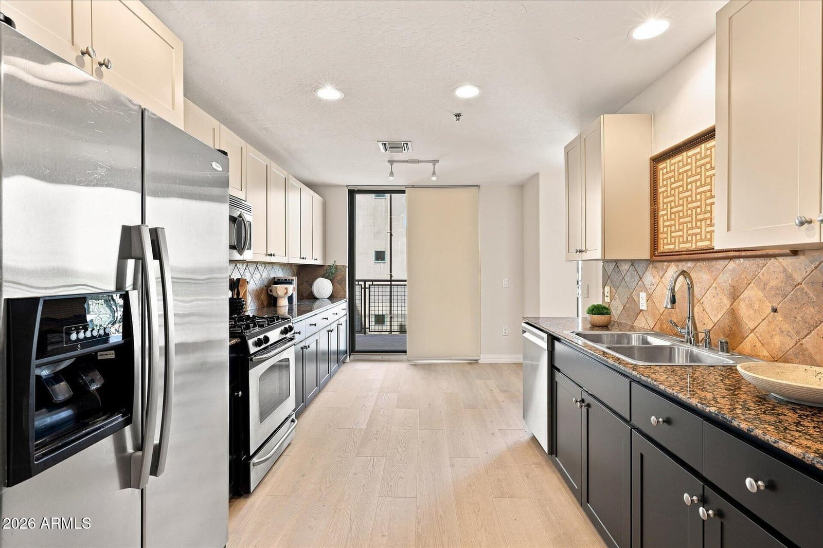 2302 N Central Avenue 313, Phoenix, AZ 85004 — photo 10 of 51