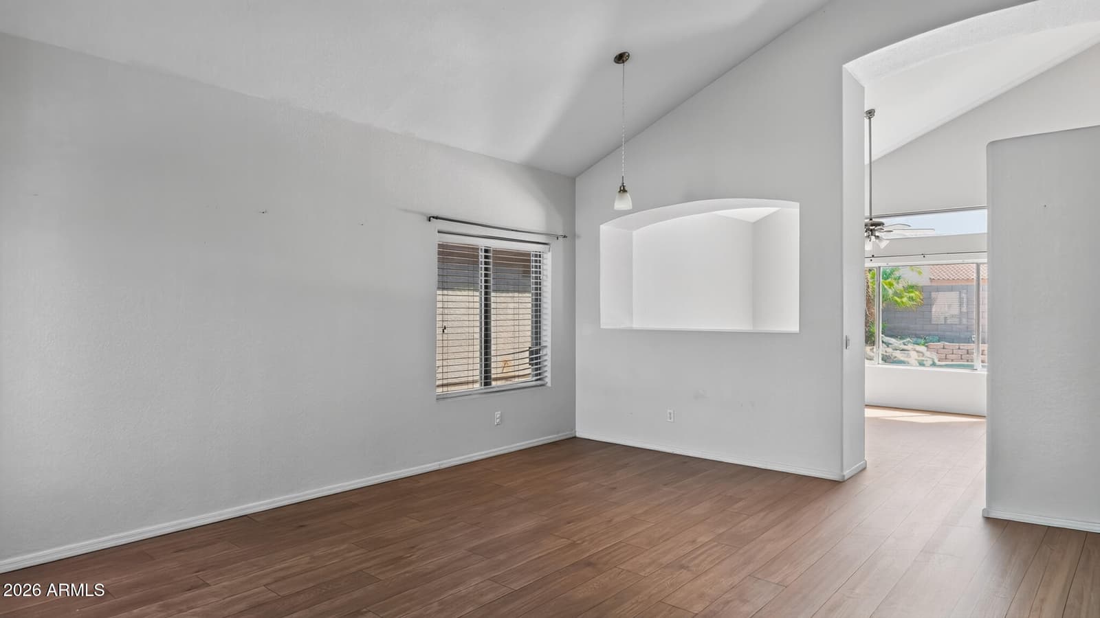3619 N 104th Drive, Avondale, AZ 85392 — photo 5 of 28