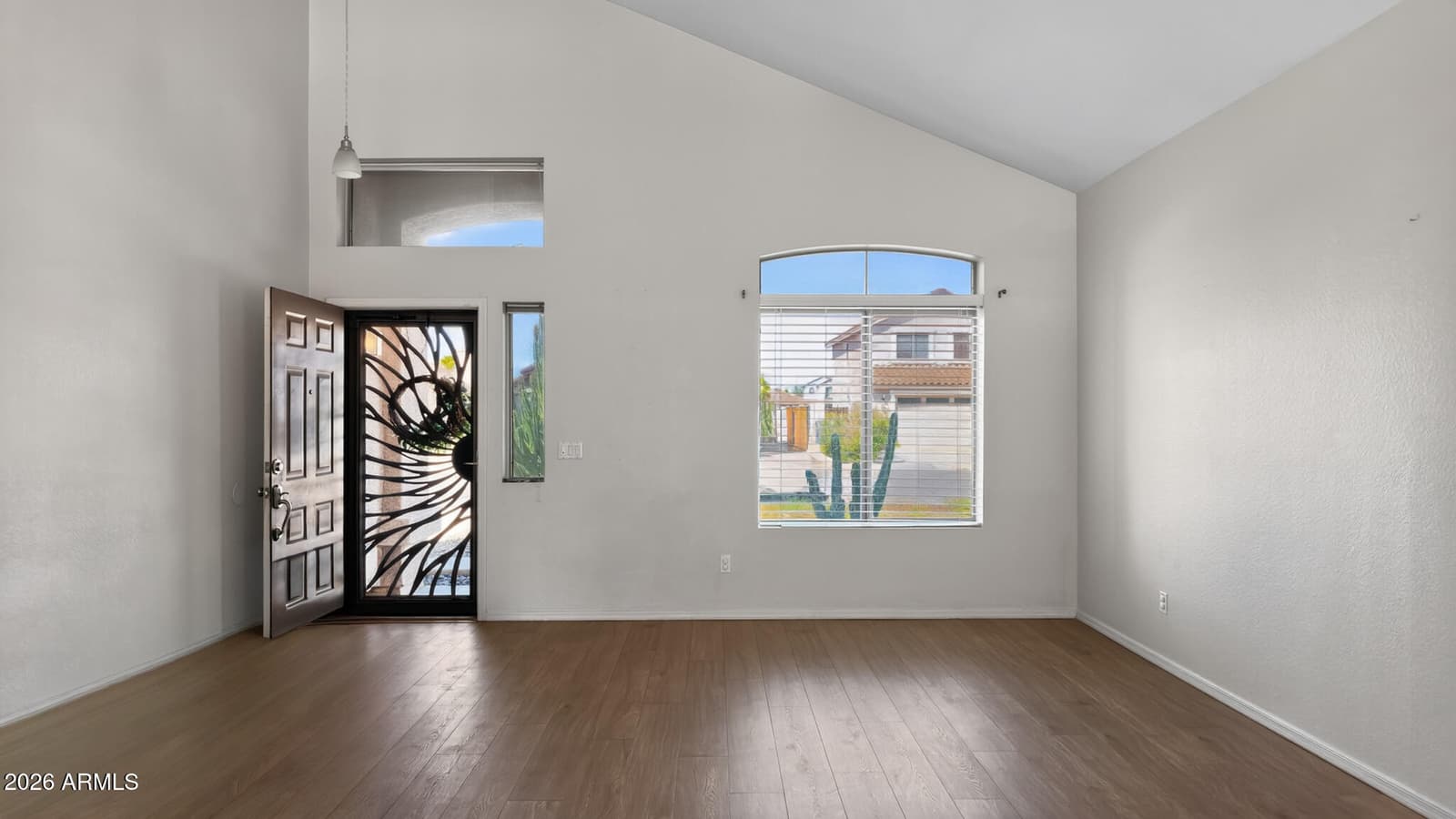 3619 N 104th Drive, Avondale, AZ 85392 — photo 6 of 28