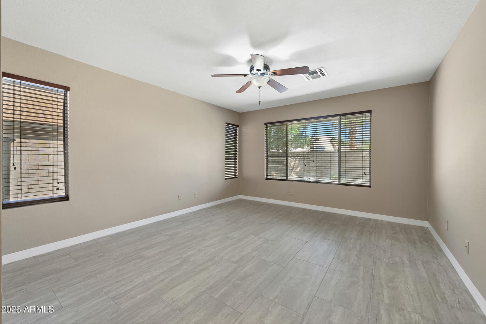 4344 W Mariposa Grande, Glendale, AZ 85310 — photo 13 of 22