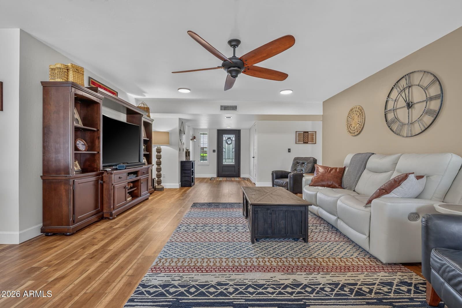 1102 E Rosemonte Drive, Phoenix, AZ 85024 — photo 9 of 55