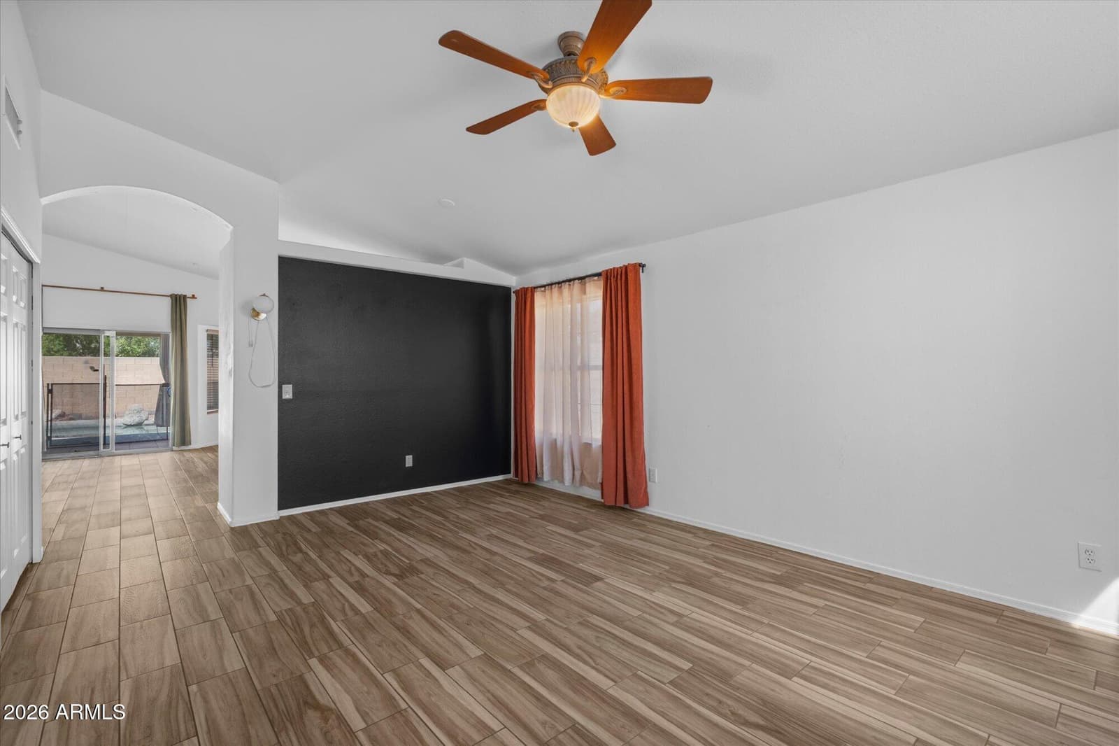 2354 E Rawhide Street, Gilbert, AZ 85296 — photo 3 of 28