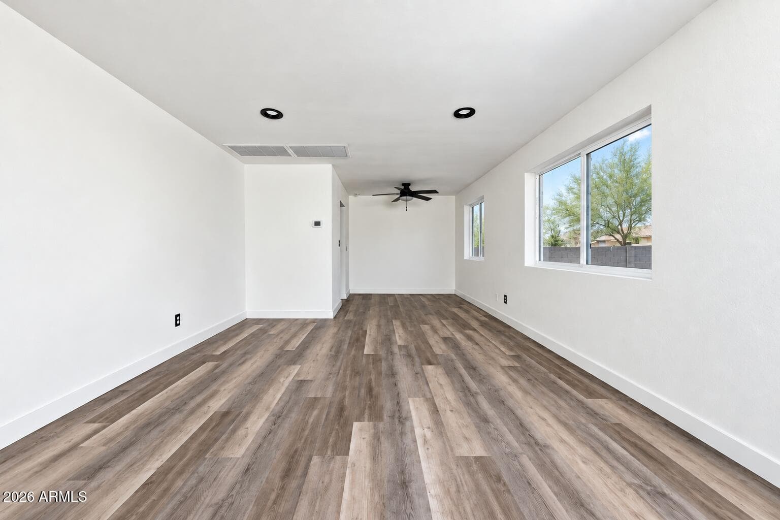 3322 E Willetta Street, Phoenix, AZ 85008 — photo 4 of 32