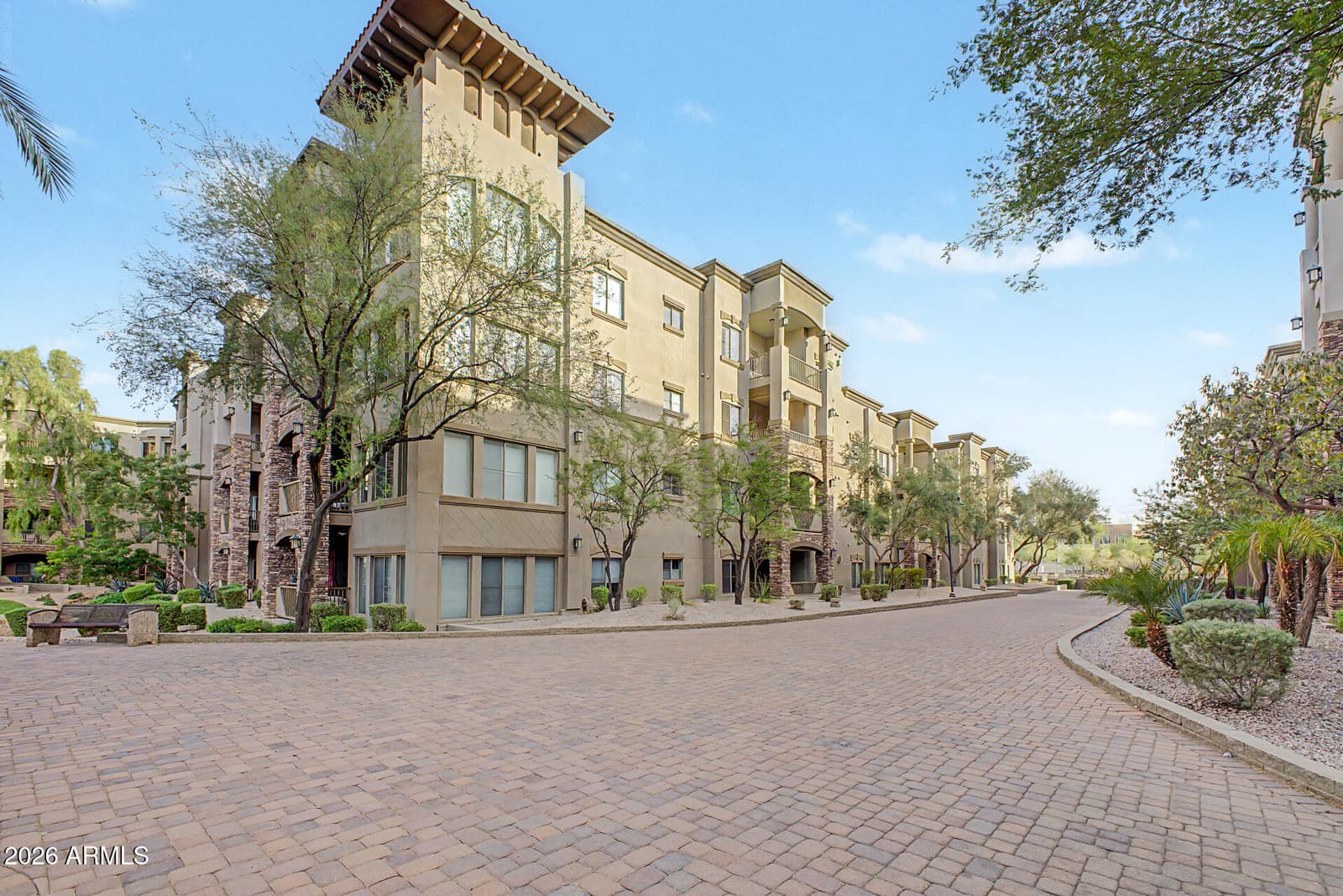 5350 E Deer Valley Drive 3422, Phoenix, AZ 85054 — photo 1 of 48