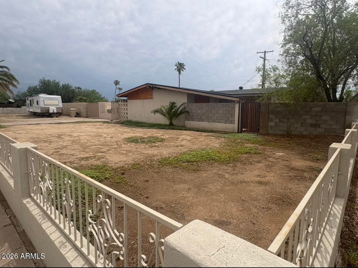 6201 W Missouri Avenue, Glendale, AZ 85301 — photo 1 of 10