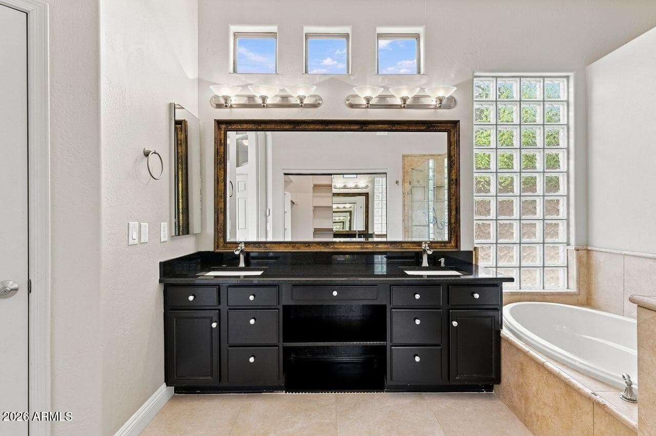 9621 E Chuckwagon Lane, Scottsdale, AZ 85262 — photo 13 of 30