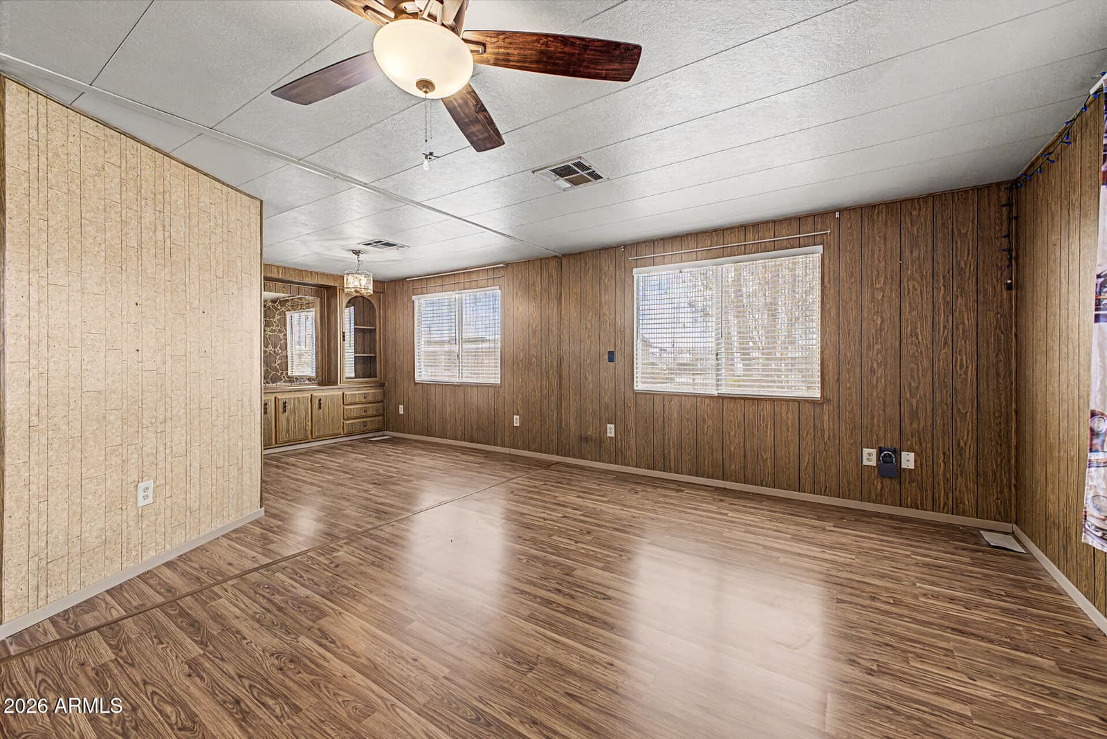 7300 N 51st Avenue E190, Glendale, AZ 85301 — photo 12 of 32