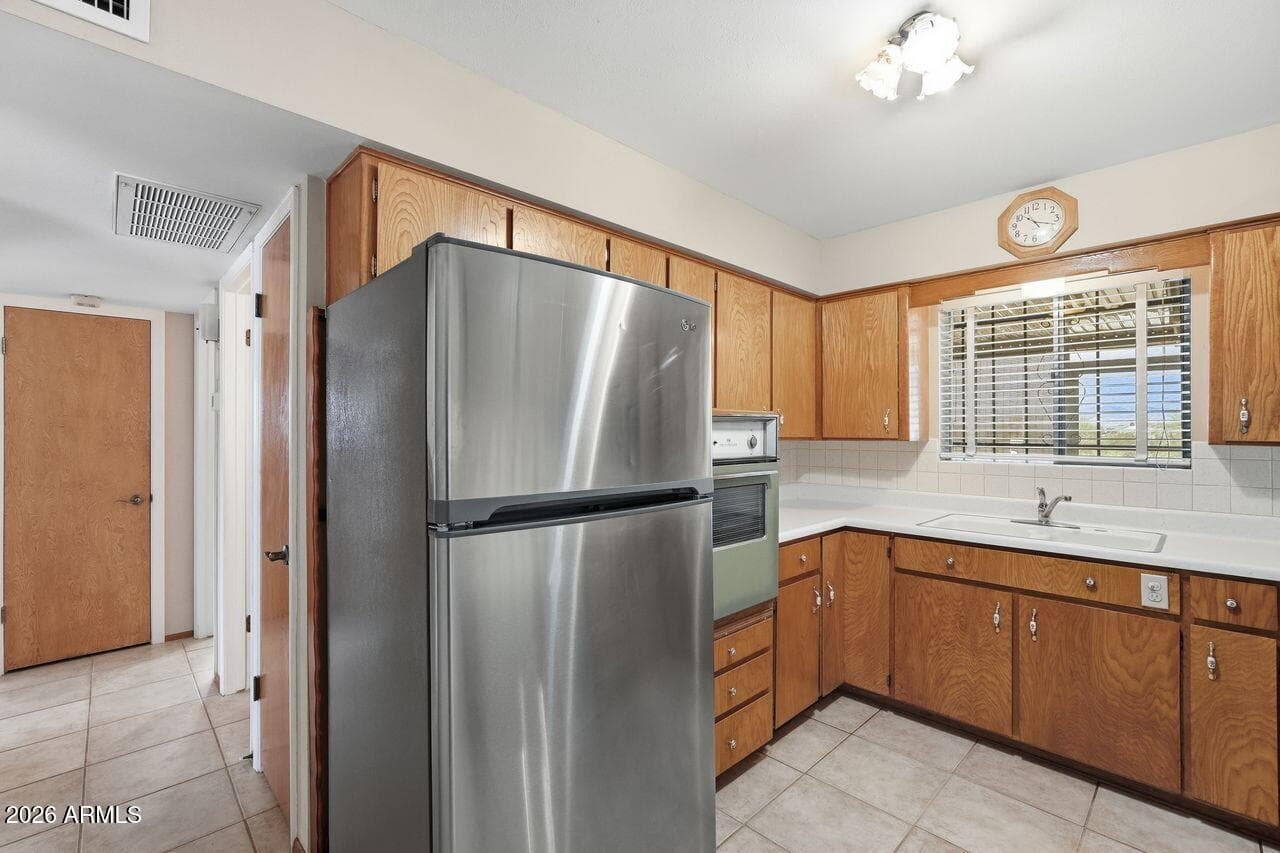 11354 N 114Th Drive, Youngtown, AZ 85363 — photo 7 of 24