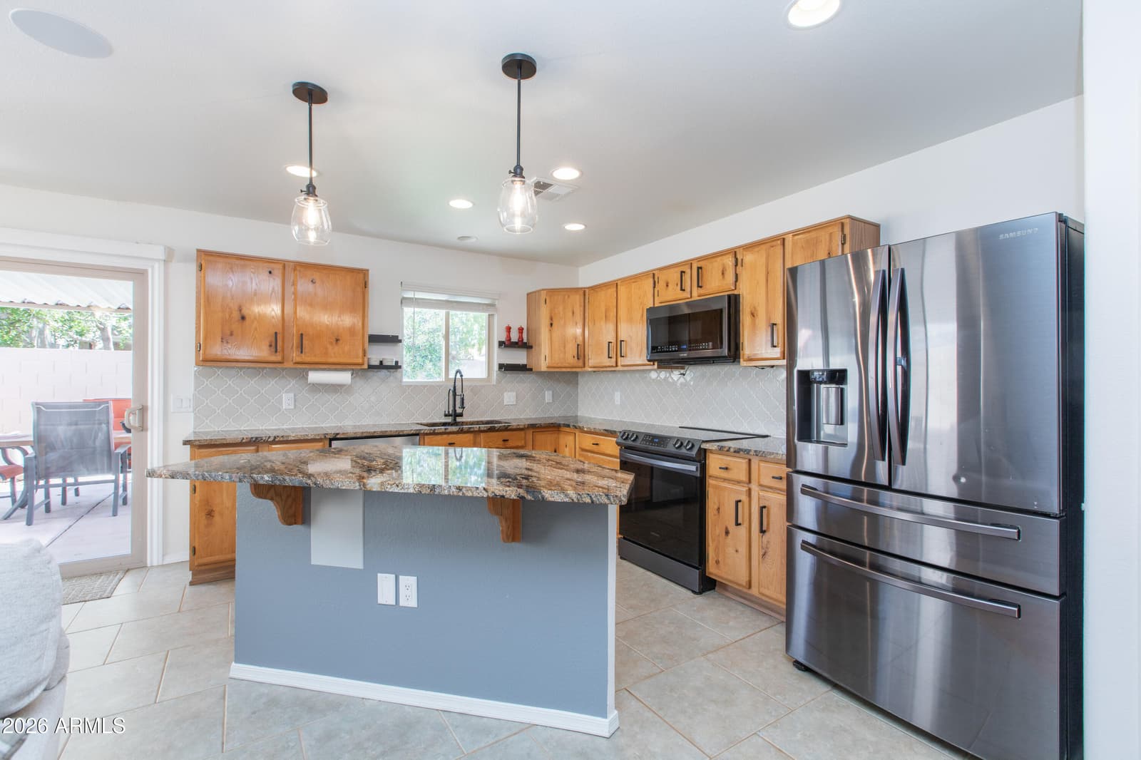 651 N Cobblestone Street, Gilbert, AZ 85234 — photo 5 of 57