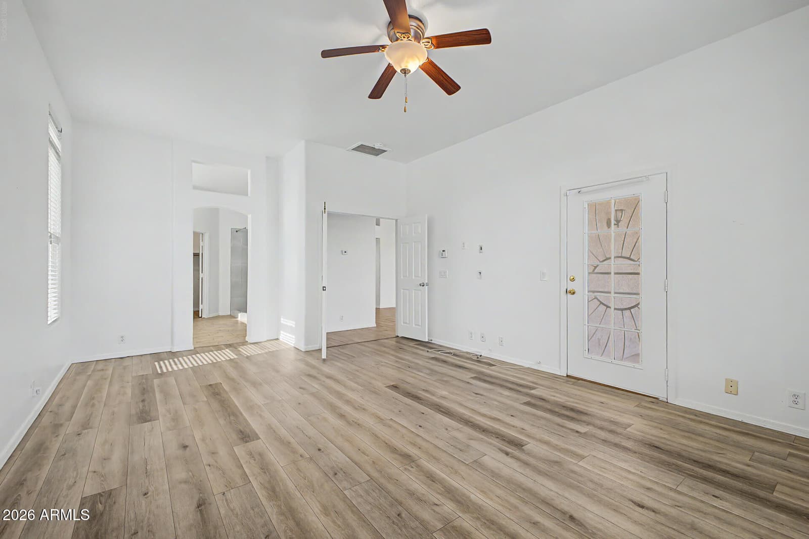 907 E Gary Lane, Phoenix, AZ 85042 — photo 21 of 46