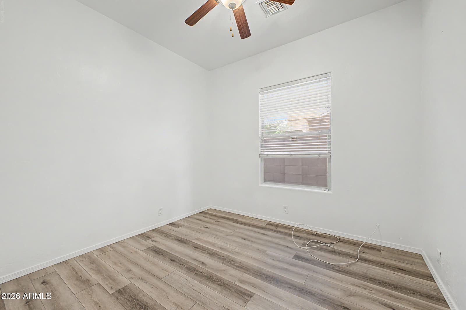907 E Gary Lane, Phoenix, AZ 85042 — photo 26 of 46