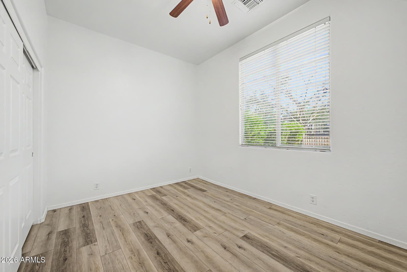 907 E Gary Lane, Phoenix, AZ 85042 — photo 30 of 46