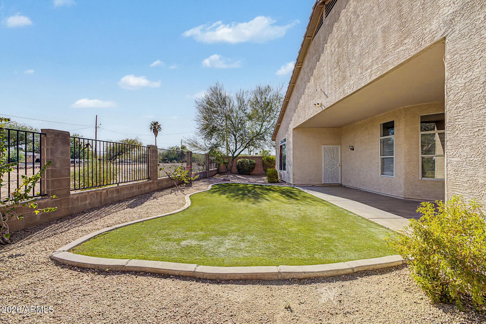 907 E Gary Lane, Phoenix, AZ 85042 — photo 44 of 46